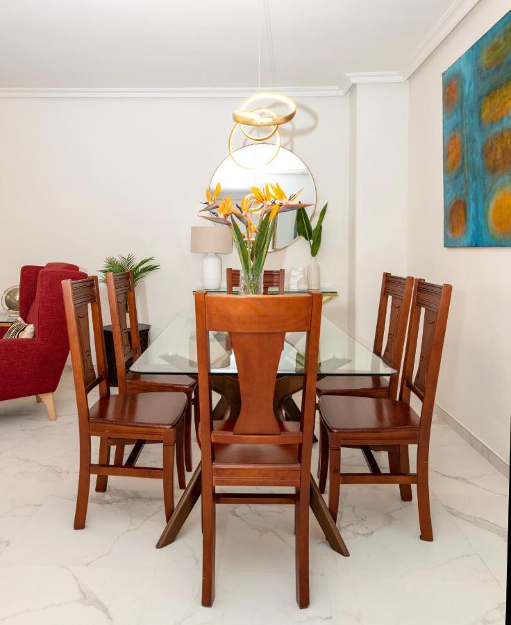 מארבלה Luxe Villa Puerto Banus מראה חיצוני תמונה